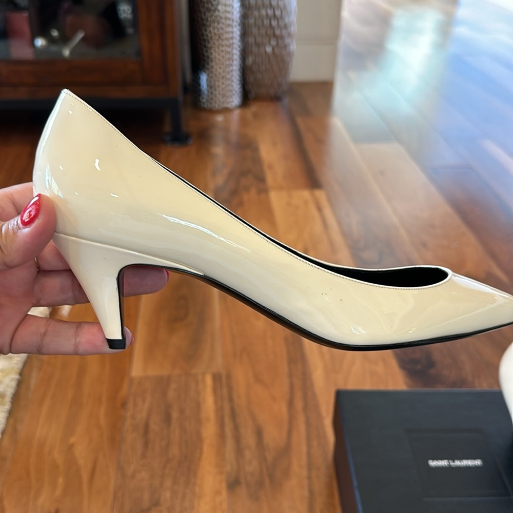 Yves Saint Laurent White Patent Leather Pointed-Toe Pumps - Picture 7 of 7